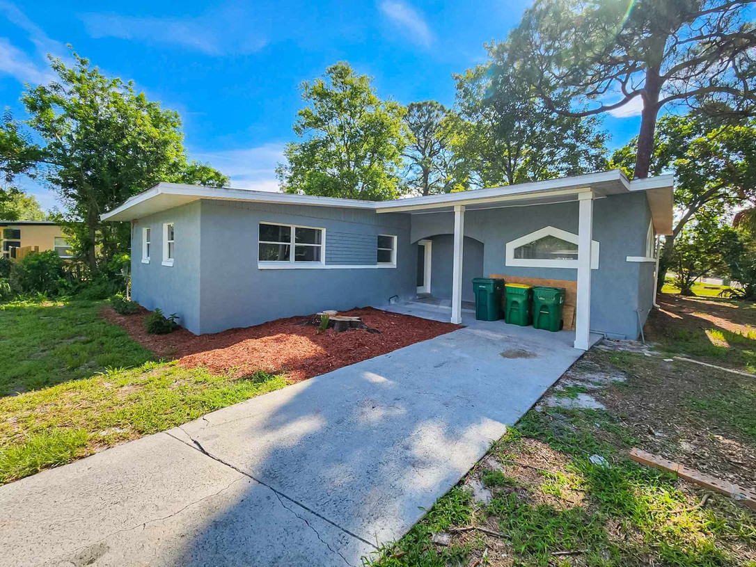 Single Family House with Fenced Backyard in Cocoa
